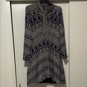 Tory Burch 100% silk Pattern Dress